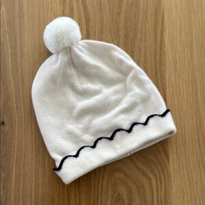Jacadi White Knit Pom-Pom baby hat
